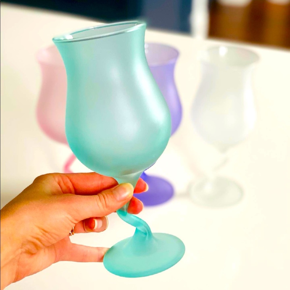 SOLDVintage Z-stem frosted daiquiri glasses